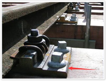 Rail tie plate by casting 